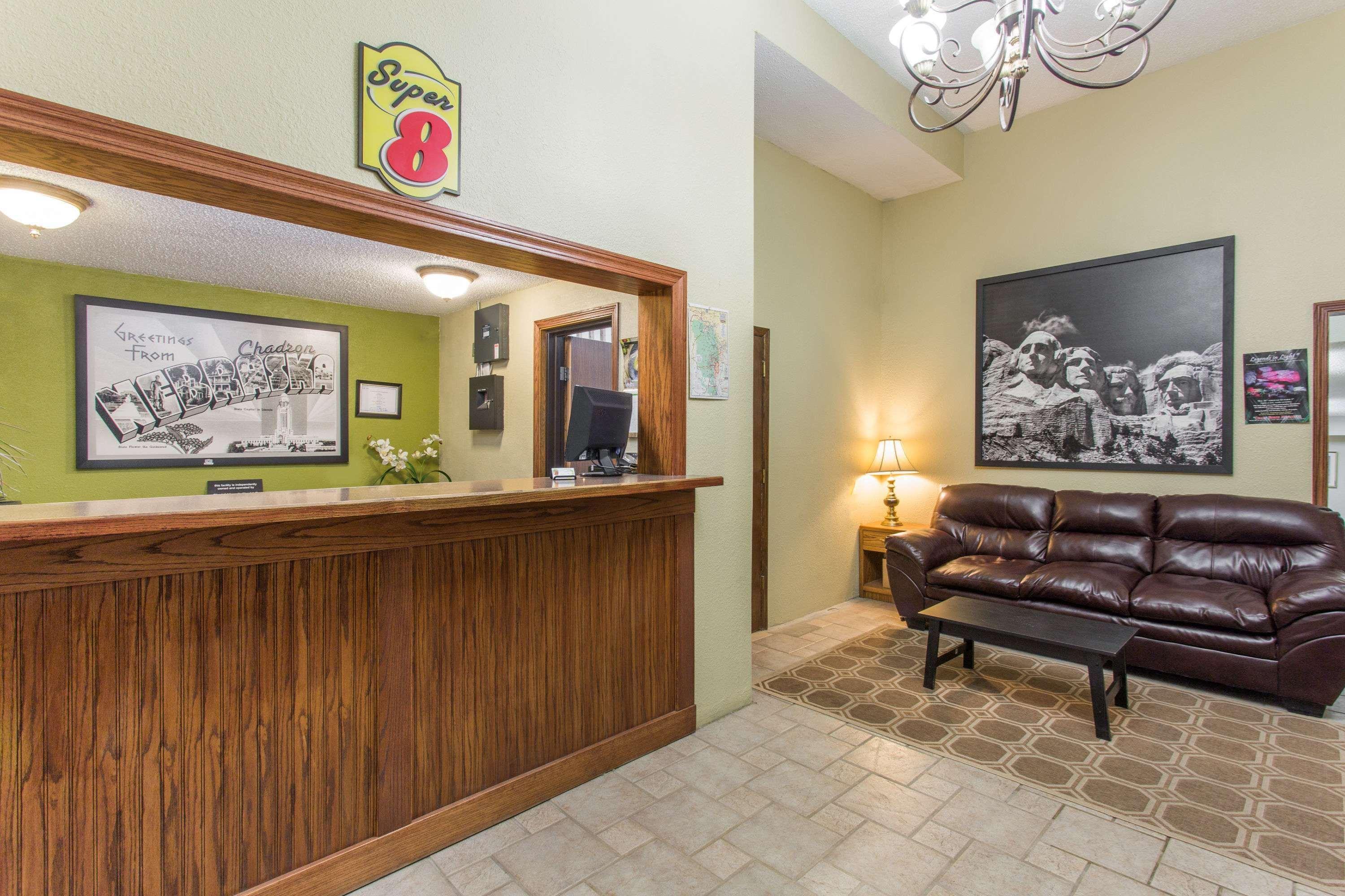 Super 8 By Wyndham Chadron Ne Hotel Exterior photo